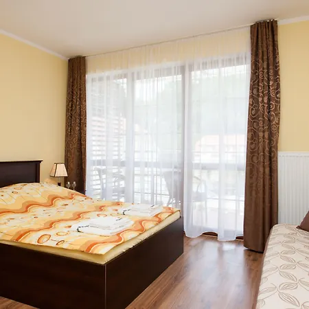 Florek ベッド・アンド・ブレックファスト 3*