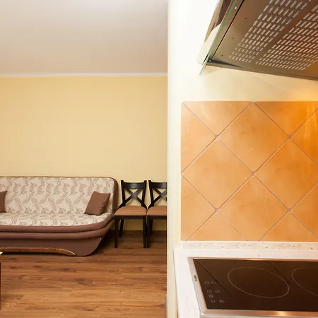 ベッド・アンド・ブレックファスト Florek レバル