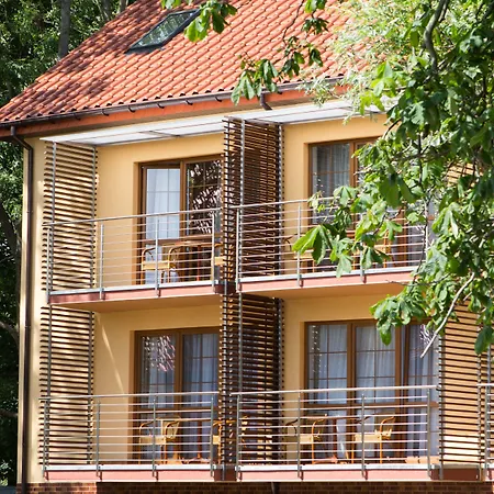 Florek Bed & Breakfast 3*