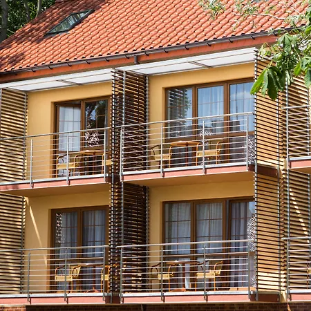 Florek Bed & Breakfast 3*