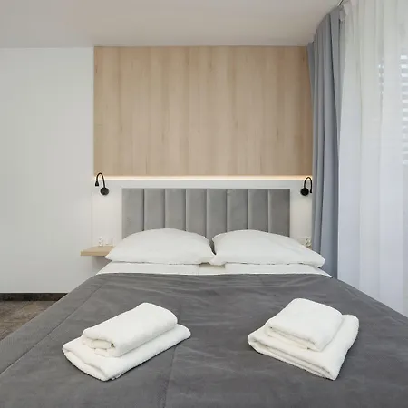 Florek Bed and breakfast Rewal