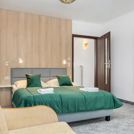 Florek ベッド・アンド・ブレックファスト 3*