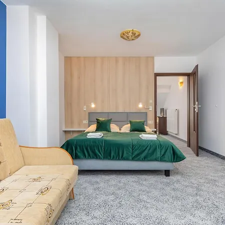 Florek Bed & Breakfast Rewal